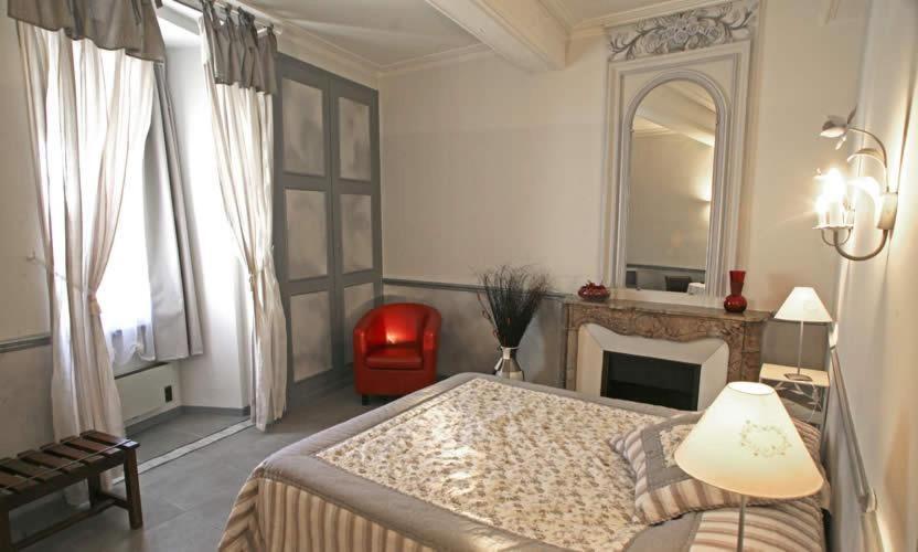 Hotel La Garbure Châteauneuf-du-Pape Zimmer foto